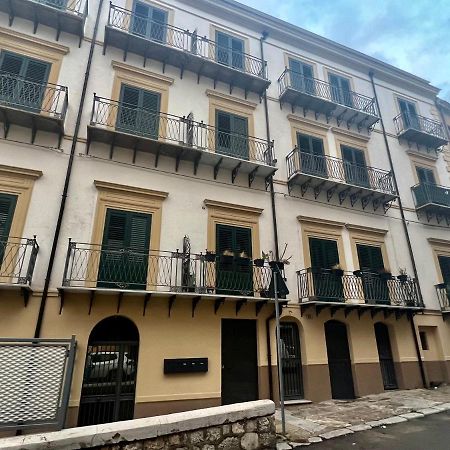 Guest House Colonna Palermo Eksteriør billede